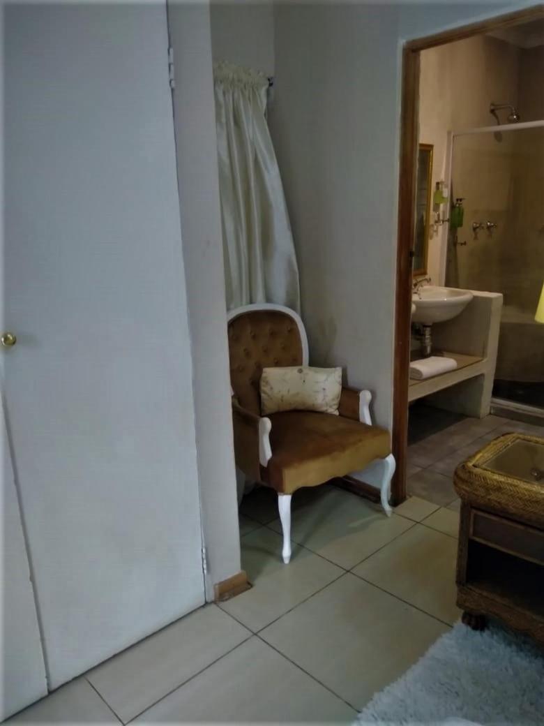 Emerald Guest House Springs Extérieur photo