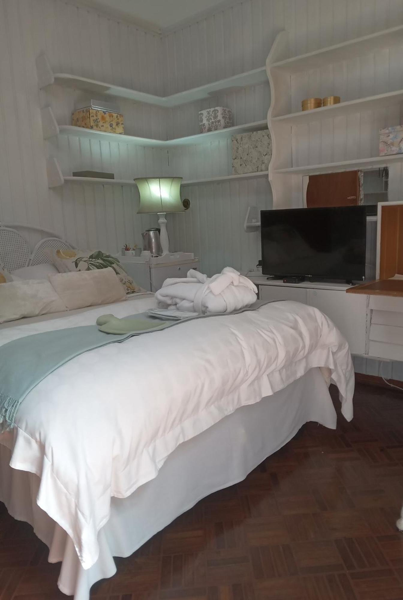 Emerald Guest House Springs Extérieur photo