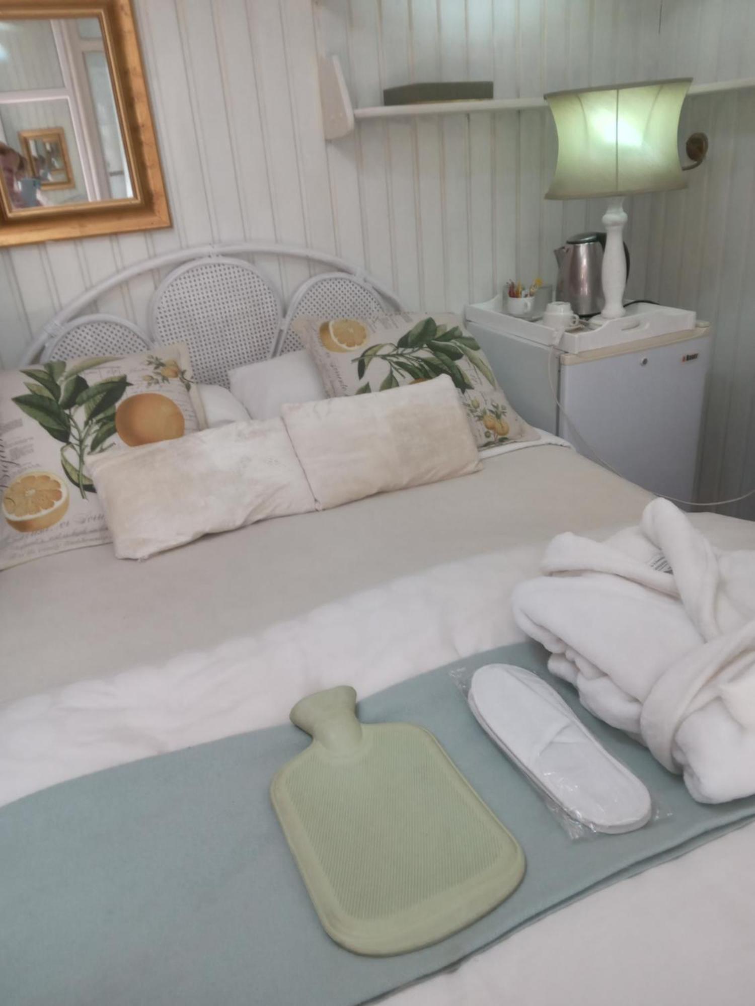 Emerald Guest House Springs Extérieur photo